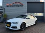 Audi A3 Limousine 1.4 TFSI CoD | S-line | S-Tronic., Auto's, Audi, Gebruikt, 4 cilinders, 150 pk, Leder en Stof