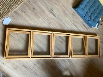 Houten wissellijst beschikbaar voor biedingen