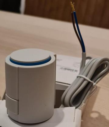 Regelt de watertoevoer naar groepen van de vloerverwarming  beschikbaar voor biedingen
