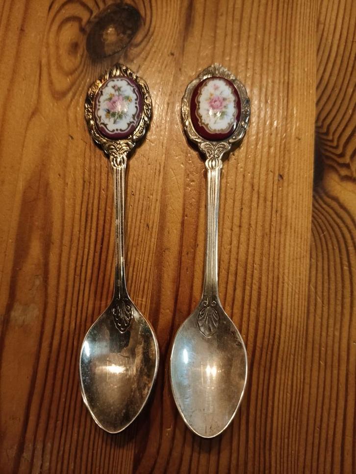 Royal Albert Lepeltjes met Bloemen, Antiek en Kunst, Antiek | Bestek, Ophalen of Verzenden