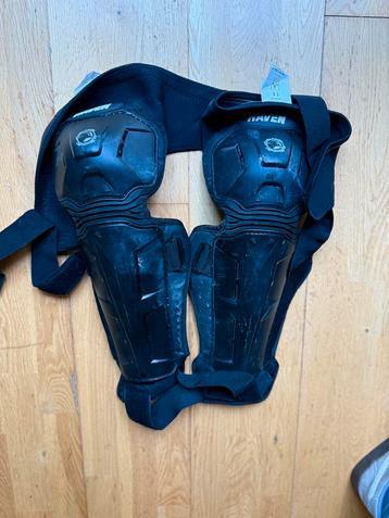 Motorrij knie en scheenberscherming M beschikbaar voor biedingen