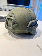Russische kevlar helm uit Oekraine, Overige gebieden, Ophalen of Verzenden, Helm of Baret, Landmacht