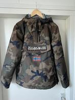 Anorak gevoerde winterjas Napapijri maat s camouflage print, Verzenden, Zo goed als nieuw, Napapijri, Groen