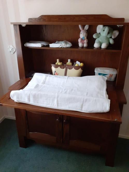 Commode te koop!, Kinderen en Baby's, Kinderkamer | Commodes en Kasten, Zo goed als nieuw, Commode, 105 cm of meer, 100 cm of meer