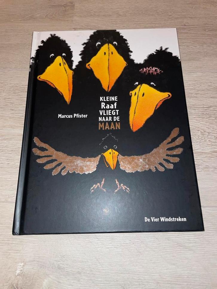 Kleine Raaf Vliegt Naar De Maan - Prentenboek, Boeken, Prentenboeken en Plaatjesalbums, Zo goed als nieuw, Prentenboek, Ophalen