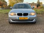 BMW 1-Serie 2.0 116I 5DR AUT 2010 Blauw, Auto's, BMW, 65 €/maand, 1995 cc, 4 cilinders, Blauw