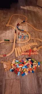 Houten treinen met spoor en accessoires., Ophalen