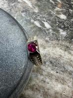 14k Gouden Kinderring / Pinkring, Nieuw, Ophalen of Verzenden, Kleiner dan 17, Met edelsteen