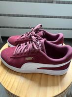 Puma Sneakers Suede Classic 38, Kleding | Dames, Ophalen of Verzenden, Zo goed als nieuw, Rood, Sneakers of Gympen