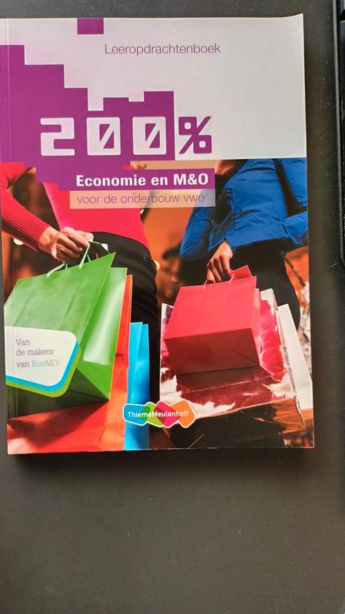 Theo Spierenburg - Leeropdrachtenboek Economie onderbouw, Boeken, Schoolboeken, Zo goed als nieuw, Economie, VWO, Ophalen of Verzenden