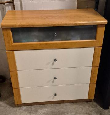 Ladenkast te koop