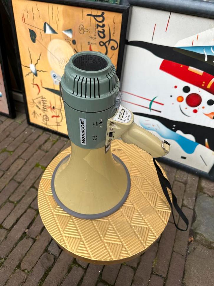 Monacor Megaphone - Krachtige Geluidsversterking, Muziek en Instrumenten, Overige Muziek en Instrumenten, Gebruikt, Ophalen of Verzenden