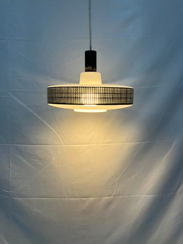 Vintage glazen designer art deco hanglamp ufo vorm beschikbaar voor biedingen
