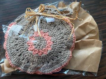 Nieuw gehaakt tasje voor kleine meid beschikbaar voor biedingen