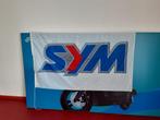 Sym vlag origineel zo goed als nieuw, Bedrijfsweg 1A Maasbommel, Ophalen of Verzenden, Zo goed als nieuw, Info@loefbromfietsen.nl