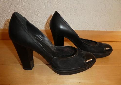 Hogan pumps maat 37 1/2 zwart leer lakleer mesh hak 9,5 cm, Kleding | Dames, Schoenen, Zo goed als nieuw, Pumps, Zwart, Verzenden