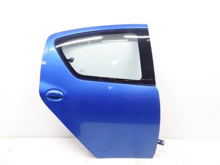 Portier 4Deurs rechts-achter van een Toyota Aygo (8U7), Auto-onderdelen, Carrosserie en Plaatwerk, Deur, Toyota, Gebruikt, 3 maanden garantie