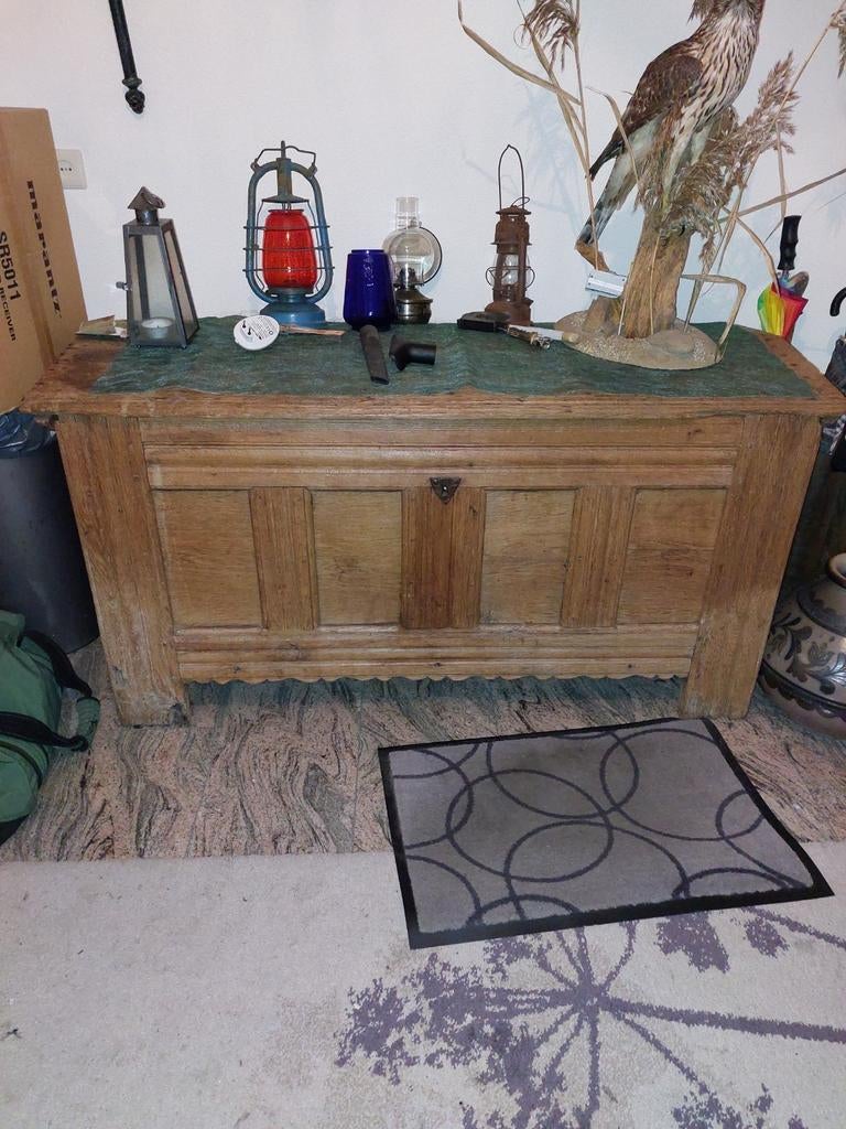 Antieke eiken dekenkist, Huis en Inrichting, Woonaccessoires | Kisten, Ophalen