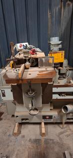 Balestrini Houtbewerkingsmachine, Ophalen