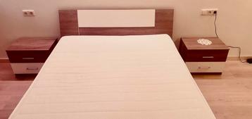 Compleet Tweepersoonsbed Montana Eiken + Matras & Nachtkastj beschikbaar voor biedingen