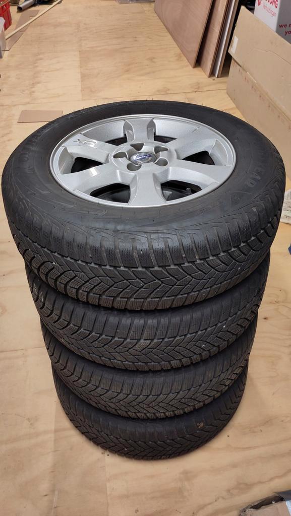 Originele velgen met winterbanden Volvo XC70 6mm profiel, Auto-onderdelen, Banden en Velgen, Banden en Velgen, Winterbanden, 16 inch