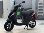 Zip 50cc 2t gezocht!!, Fietsen en Brommers, Scooters | Piaggio, Ophalen, Zo goed als nieuw, Zip