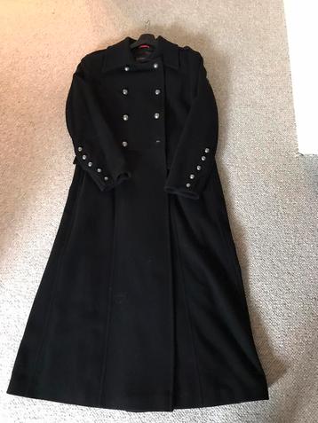 Mooi gewoon nieuw zwart DAMO lange winter mantelwol/cashmere beschikbaar voor biedingen