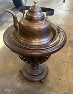 Antieke Koperen Vuuremmer met Houten Onderstel, Antiek en Kunst, Antiek | Koper en Brons, Ophalen, Koper