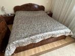 Complete slaapkamer in Italiaanse stijl, Italiaanse stijl, 180 cm, Gebruikt, Bruin