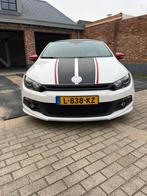 Volkswagen Scirocco GTS 2.0 TSI pano/leder 220pk wit 2013, Auto's, 65 €/maand, 4 cilinders, 1984 cc, 4 stoelen