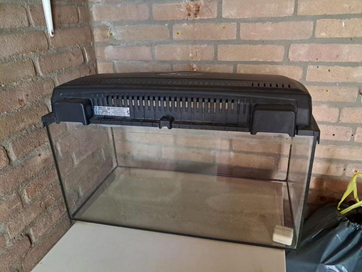Aquarium 60x30x30 cm plus toebehoren, Dieren en Toebehoren, Vissen | Aquaria en Toebehoren, Gebruikt, Leeg aquarium, Ophalen of Verzenden