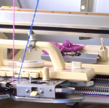 Gezocht: Brother KH-892 en ook 840 Breimachine Sleden  beschikbaar voor biedingen