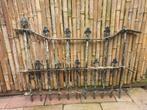 Oud zwaar ijzeren hek 95 breed bij 60 hoog, Tuin en Terras, Tuinhekken en Hekwerk, Ophalen, Gebruikt, IJzer, Sierhekwerk