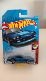 Hot Wheels ‘85 Camaro Iroc-Z 1/64, Hobby en Vrije tijd, Modelauto's | Overige schalen, Ophalen of Verzenden, Nieuw, Auto