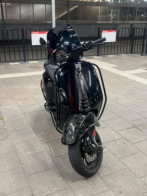 Vespa sprint 80cc full option, Fietsen en Brommers, Scooters | Vespa, Zo goed als nieuw, Vespa S, Ophalen