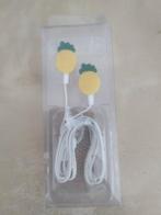 Nieuw in doosje oordopjes met ananas motief, Ophalen of Verzenden, Nieuw, In oorschelp (earbud)