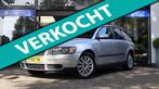 Volvo V50 1.8 Kinetic|Airco|Trekhaak|Nw.APK, Voorwielaandrijving, 65 €/maand, 4 cilinders, Grijs