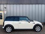 Mini Mini Clubman 1.6 Cooper AIRCO//CRUISE//NAVI//ELEC.RAMEN, 15 km/l, 4 cilinders, 4 stoelen, Leder en Stof