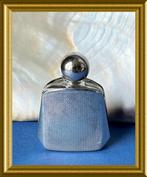 Vintage klein zilverkleurig parfumflesje, Ophalen of Verzenden