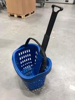 Winkelmandje op wielen, Ophalen