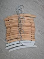 Houten Kledinghangers - Set van 16, Ophalen of Verzenden, Zo goed als nieuw