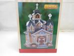 Lemax 05655 Holy Spirit Cathedral KK2/1, Diversen, Kerst, Ophalen of Verzenden, Zo goed als nieuw