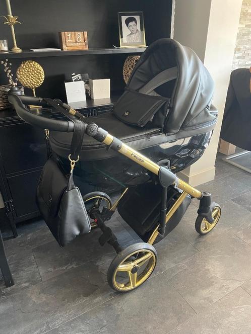 4 maanden ouden PRACHTIGE KINDERWAGEN, Kinderen en Baby's, Kinderwagens en Combinaties, Nieuw, Combiwagen, Overige merken, Ophalen