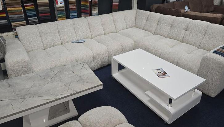 leegverkoop van banken en hoekbanken, slaapbanken op=op, Huis en Inrichting, Banken | Bankstellen, Nieuw, Vierpersoons of meer