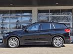 BMW X1 xDrive25e eDrive Sport Line | PANORAMA | SPORTSTOELEN, Stof, Gebruikt, Zwart, Plug-in hybride