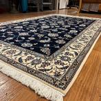Trendy Origineel Perzisch tapijt - Nain 204 x 128 cm