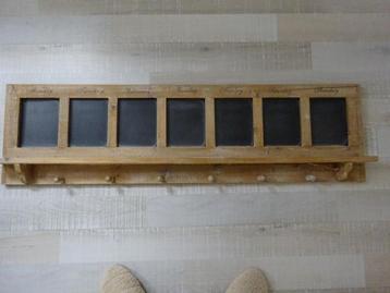 WEEKPLANNER HOUT MET KRIJTBORD beschikbaar voor biedingen
