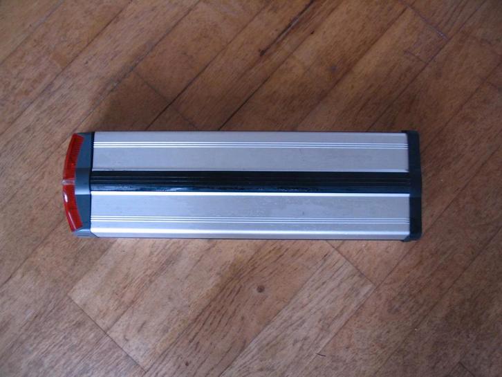 RIH B4 (V1) fietsaccu (defect), Fietsen en Brommers, Fietsaccessoires | Fietsaccu's, Gebruikt, Ophalen of Verzenden