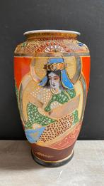Porseleinen vintage Japanse Satsuma vaas, Ophalen of Verzenden