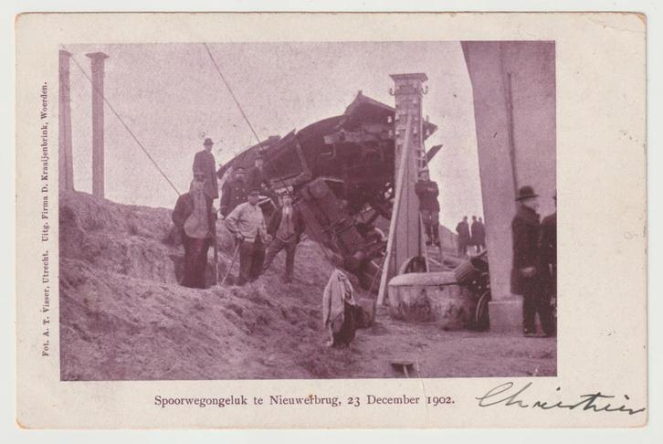 Spoorwegongeluk te Nieuwerbrug 1902 * trein spoorwegen, Verzamelen, Ansichtkaarten | Nederland, Gelopen, Zuid-Holland, Voor 1920